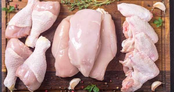 نرخ غیررسمی بازار مرغ را بی ثبات می‌کند