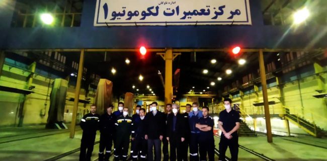 بازدید نیمه‌شب مدیرعامل راه‌آهن از کارخانجات تعمیرات لکوموتیو در راه‌آهن مشهد