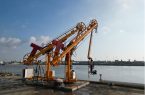 تحویل موقت چهار دستگاه بازوی بارگیری دریایی تولید داخل در اسکله‌های نفتی مجتمع بندری انزلی