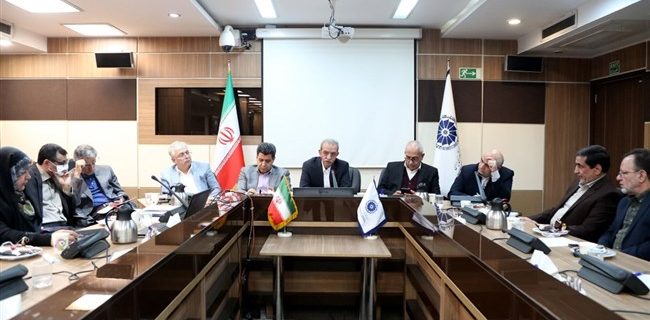 مخالفت اتاق ایران با انتقال کمیته اقدام ارزی به بانک مرکزی