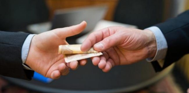 نقدی بر یک ابلاغیه زمینه ساز فساد و ارتشا