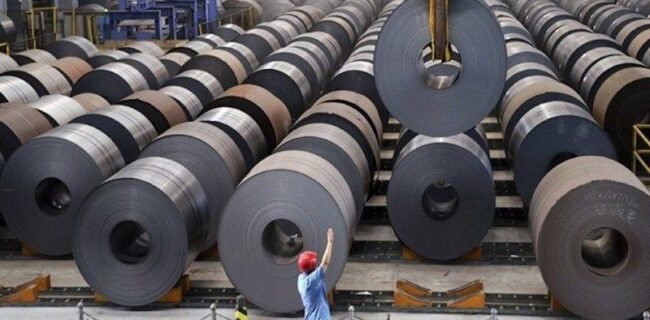 چالش‌های اقتصادی فولاد، قیمت‌گذاری دستوری تا صادرات ارزان
