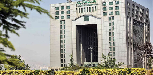 تفکیک وزارت راه؛ صادق موافق است