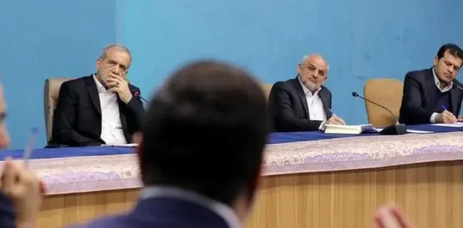 پیشنهاد راهکارهای مقابله با ناترازی انرژی در جلسه مدیران فولادی با رئیس‌جمهور