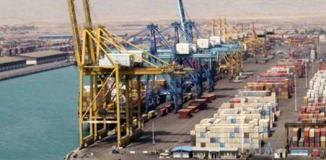 ازسرگیری عملیات تخلیه و بارگیری در بندر شهید رجایی