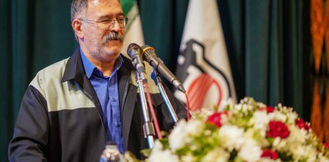 چشم انداز ذوب آهن اصفهان با همدلی تلاشگران این مجتمع، روشن است