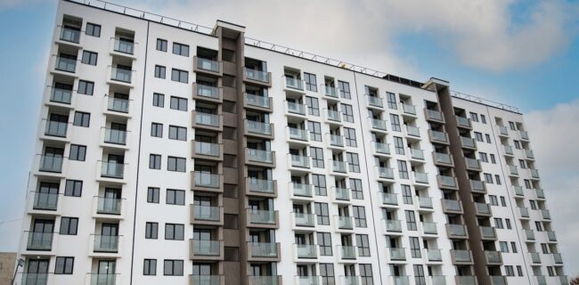 ساخت ۲۰۰ هزار مسکن برای فرهنگیان