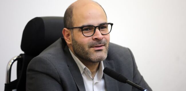 دیوارنگاره اصلی شیراز محل تمرین و آزمایش طراحان سازمان اوج نیست