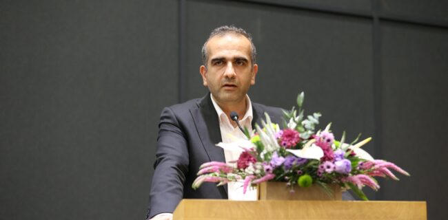 طاعتی مقدم در آیین تجلیل از عوامل اجرایی ستاد هماهنگی خدمات سفر نوروزی منطقه آزاد انزلی: بزرگ‌ترین سرمایه این سازمان رضایتمندی فعالین اقتصادی و شادی مردم است