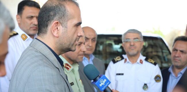 طاعتی مقدم در مراسم رونمایی از خودروهای پلاک موقت: آمادگی سازمان منطقه آزاد انزلی برای نوسازی ناوگان حمل‌ونقل عمومی و طرح‌های عمرانی استان گیلان با وسایل نقلیه پلاك موقت منطقه