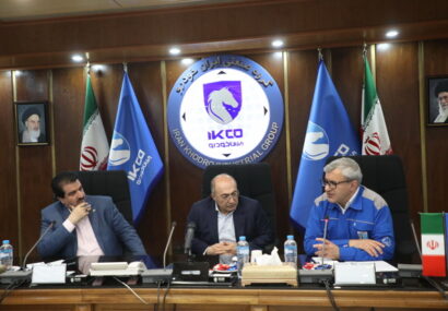 تاکید مدیرعامل بانک رفاه بر توسعه همکاری‌های مالی با گروه صنعتی ایران‌خودرو
