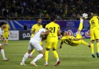 توقف شیرازیها مقابل کویرنشینان توقف شیرازیها مقابل کویرنشینان