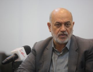 شورای شهر شیراز ، حاشیه در حاشیه/ از کتک کاری تا آفتابی شدن تعلیقی ها شورای شهر شیراز ، حاشیه در حاشیه/ از کتک کاری تا آفتابی شدن تعلیقی ها