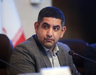 پرداختن به حواشی سود که ندارد هیچ، بلکه هم ضرر دارد و هم فرصت‌سوزی برای مردم شهر