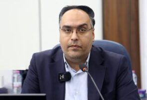 پوست‌اندازی قدیمی‌ترین پل بتنی رودخانه خشک تا بهمن‌ماه