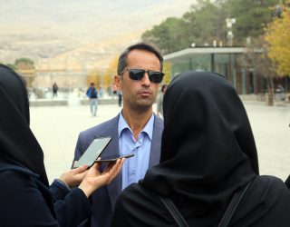 آفتاب امید بر فراز کهن ترین میراث فارس تابیدن گرفت آفتاب امید بر فراز کهن ترین میراث فارس تابیدن گرفت