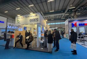 پرچم‌ شرکت‌های دانش‌بنیان بر بام نمایشگاه پلاست اوراسیا استانبول