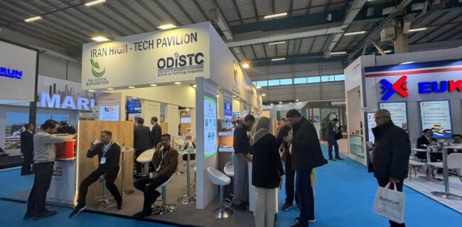 پرچم‌ شرکت‌های دانش‌بنیان بر بام نمایشگاه پلاست اوراسیا استانبول