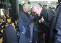 ادای احترام زاکانی و نیکزاد به مادر چهار شهید