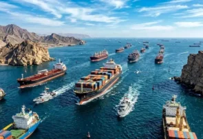 تردد کشتی‌ها در تنگه هرمز رو به افزایش؛ بازگشت محتاطانه تجارت دریایی