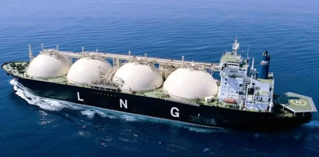 هرمز قواعد بازار LNG را برهم زد؛ تجارت گاز جهان وارد «حالت اضطراری» شد