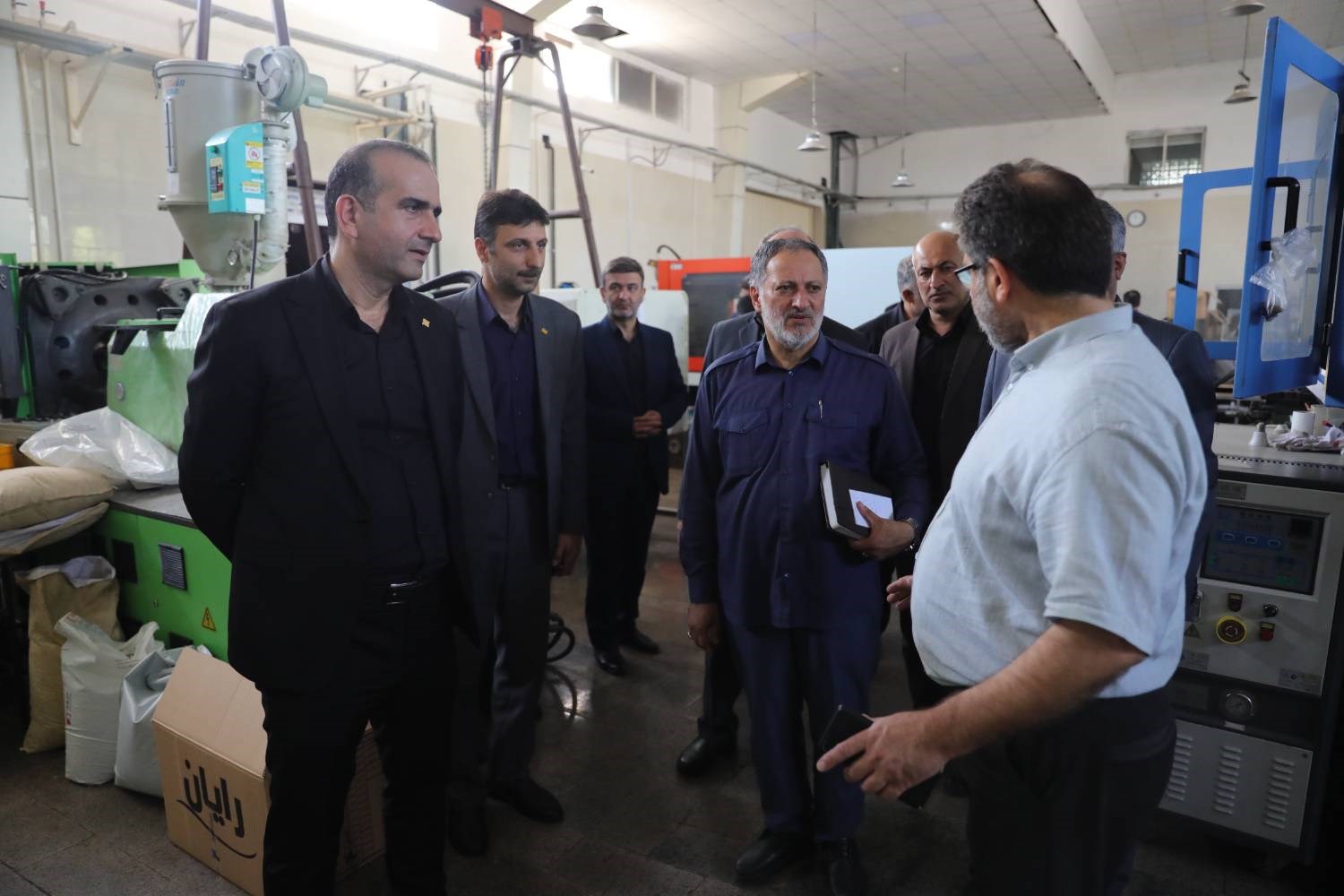 پیگیری میدانی مدیرعامل سازمان به همراه بازرس كل استان جهت رفع موانع واحدهای تولیدی پیگیری میدانی مدیرعامل سازمان به همراه بازرس كل استان جهت رفع موانع واحدهای تولیدی