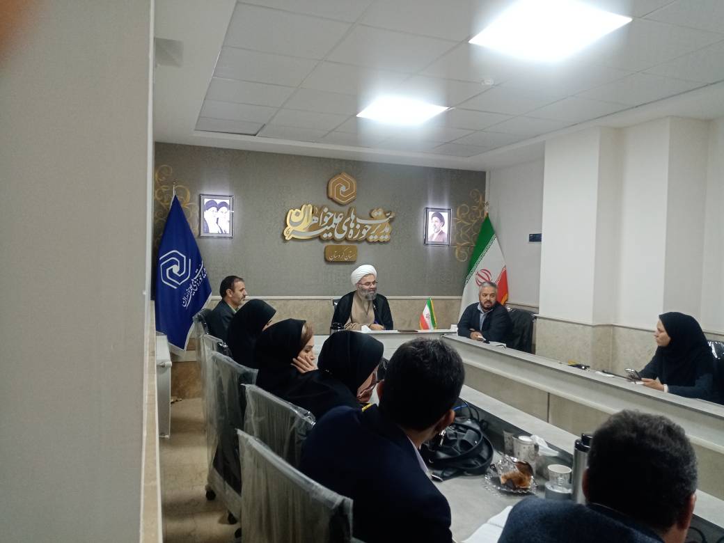 10 چهره شاخص بانوی کردستانی برسکوی اول همایش بانوی ملی کرد1